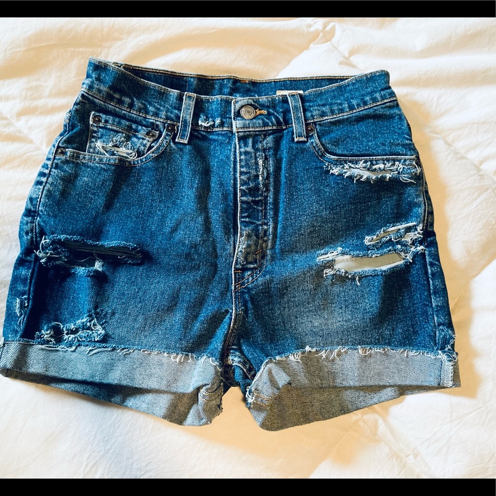 Vintage Levi’s Highwaist Cutoff Shorts